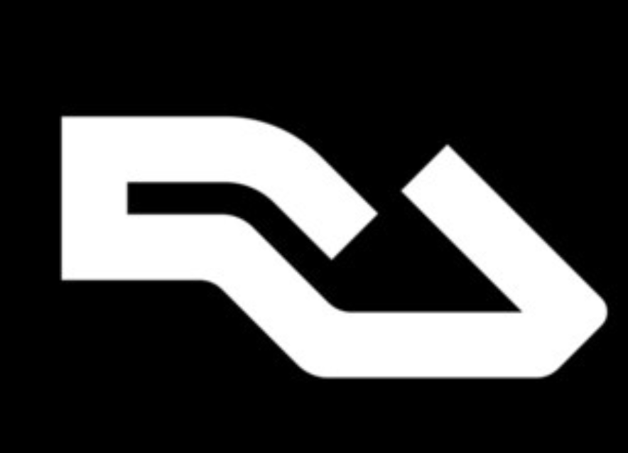Resident Advisor